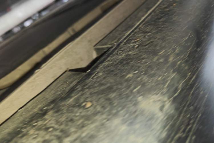 Used ONVO L60 2024 60 kWh Rear-Drive Version Right Side Sill