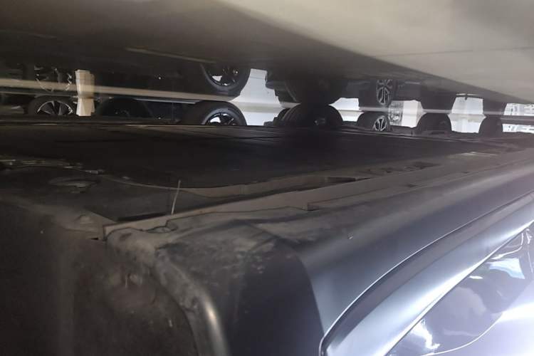 Used ONVO L60 2024 60 kWh Rear-Drive Version Right Side Sill