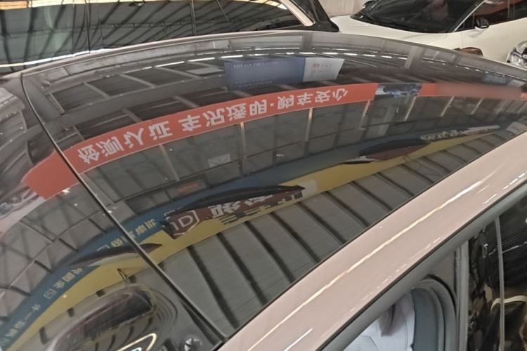 Used ONVO L60 2024 60 kWh Rear-Drive Version Roof