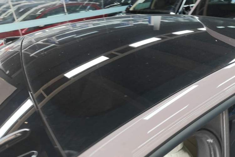 Used ONVO L60 2024 60 kWh All-Wheel Drive Roof