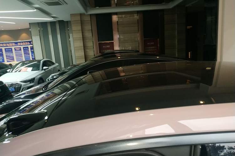 Used ONVO L60 2024 60 kWh Rear-Drive Version Roof
