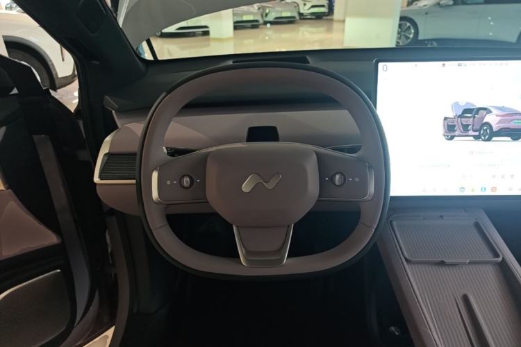 Used ONVO L60 2024 60 kWh Rear-Drive Version Steering Wheel