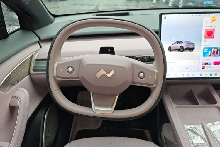 Used ONVO L60 2024 60 kWh Rear-Drive Version Steering Wheel