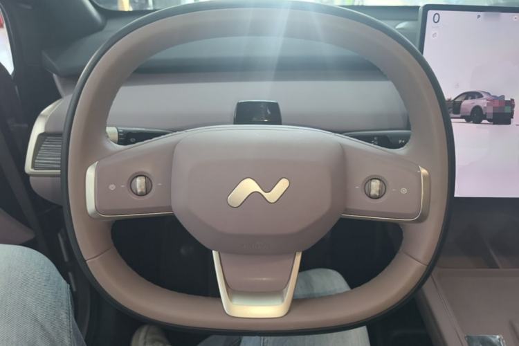 Used ONVO L60 2024 60 kWh Rear-Drive Version Steering Wheel