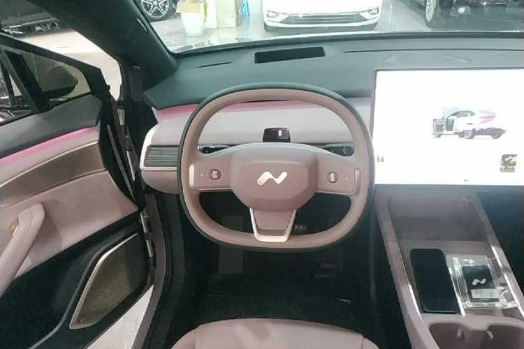 Used ONVO L60 2024 60 kWh Rear-Drive Version Steering Wheel