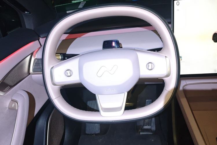 Used ONVO L60 2024 60 kWh Rear-Drive Version Steering Wheel