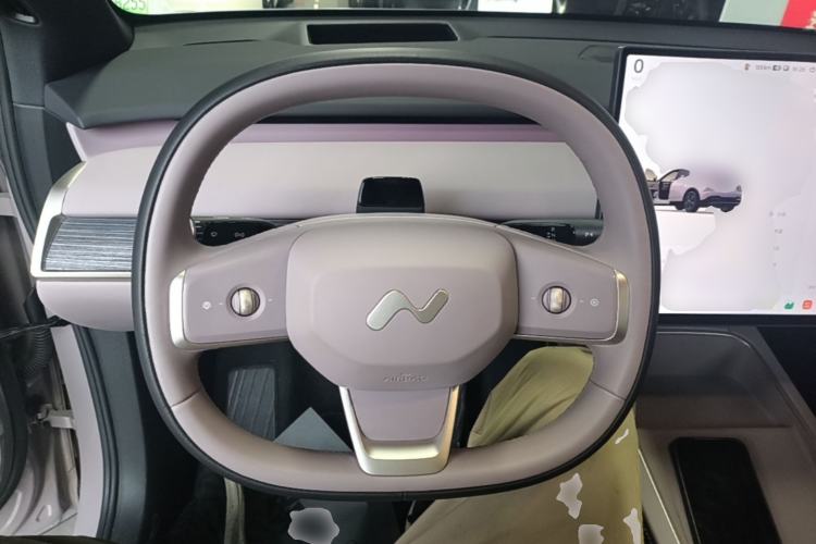 Used ONVO L60 2024 60 kWh Rear-Drive Version Steering Wheel