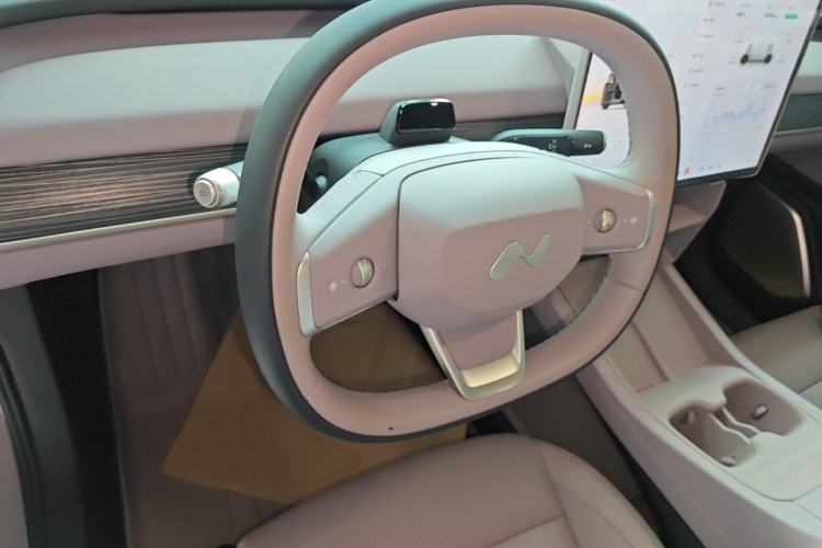 Used ONVO L60 2024 60 kWh Rear-Drive Version Steering Wheel