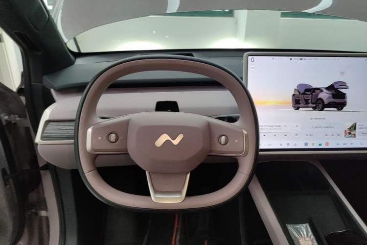 Used ONVO L60 2024 60 kWh Rear-Drive Version Steering Wheel