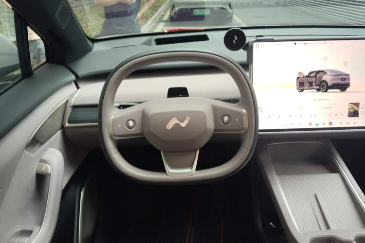 Used ONVO L60 2024 60 kWh Rear-Drive Version Steering Wheel