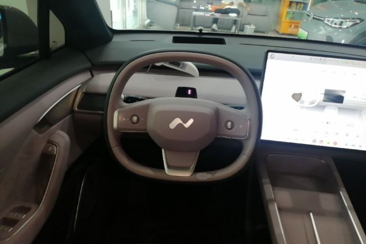 Used ONVO L60 2024 60 kWh Rear-Drive Version Steering Wheel