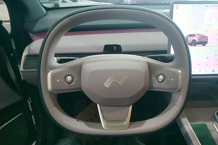 Used ONVO L60 2024 60 kWh Rear-Drive Version Steering Wheel