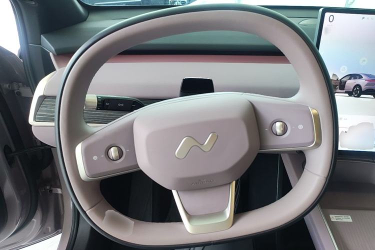 Used ONVO L60 2024 60 kWh Rear-Drive Version Steering Wheel