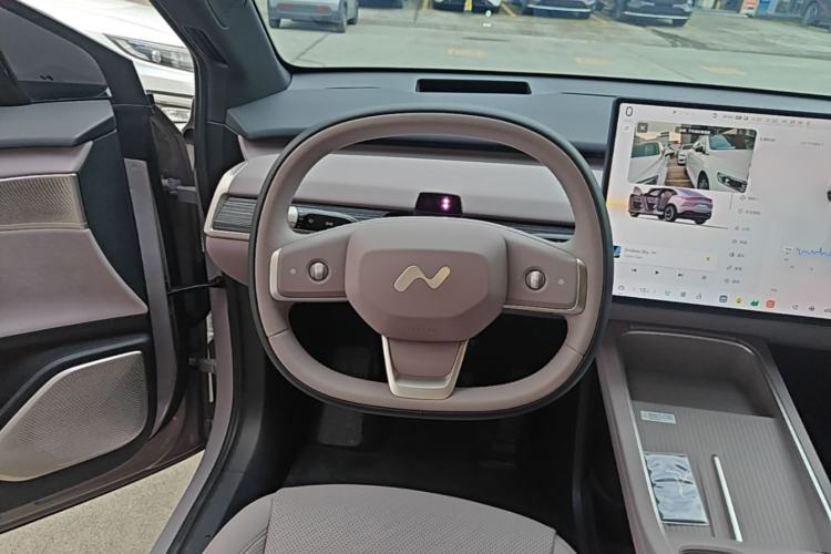 Used ONVO L60 2024 60 kWh Rear-Drive Version Steering Wheel