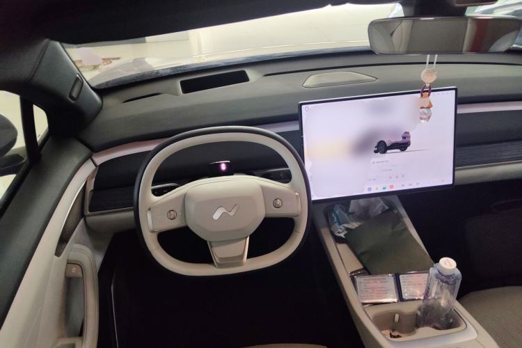 Used ONVO L60 2024 60 kWh Rear-Drive Version Steering Wheel
