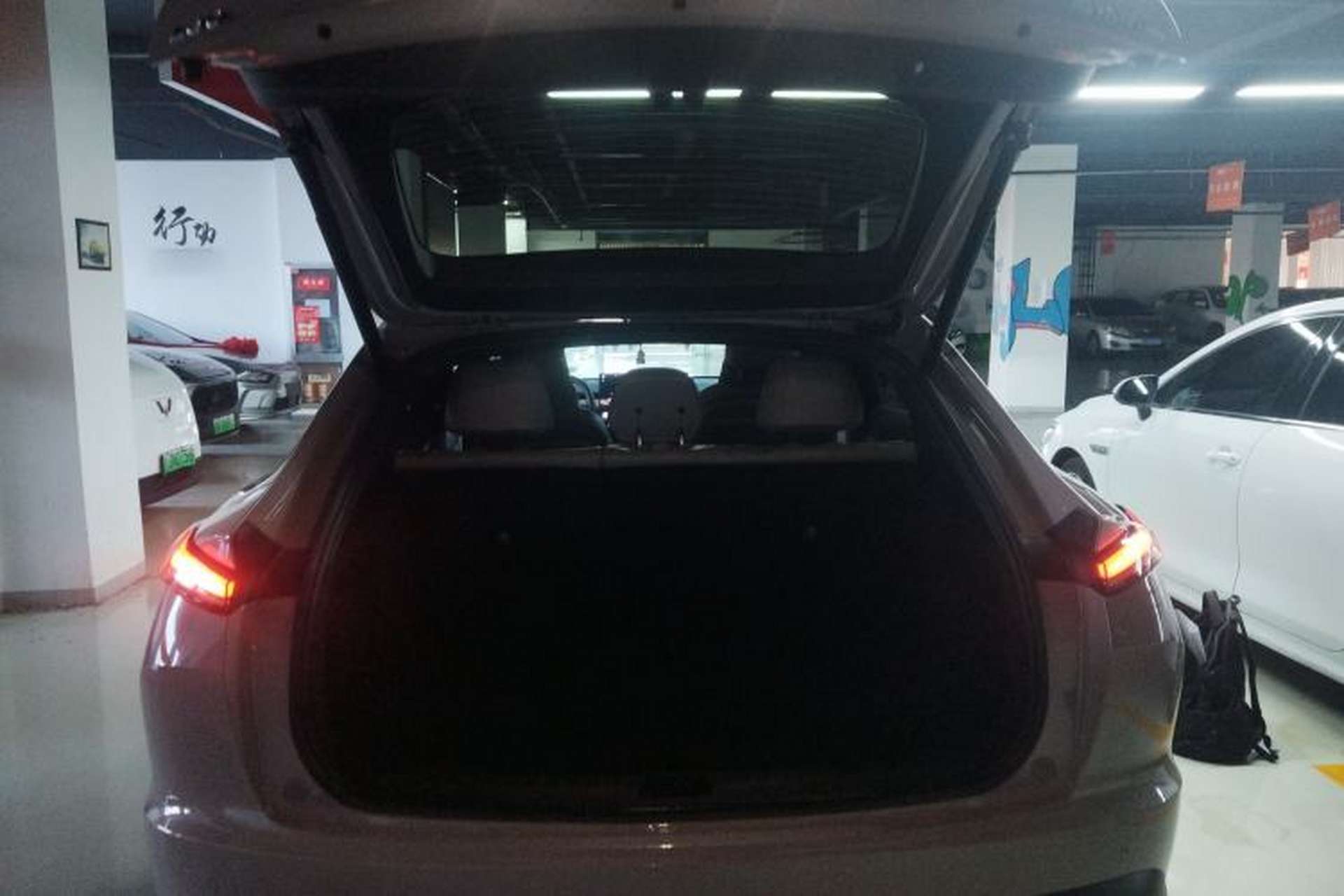 Used ONVO L60 2024 60 kWh Rear-Drive Version Trunk