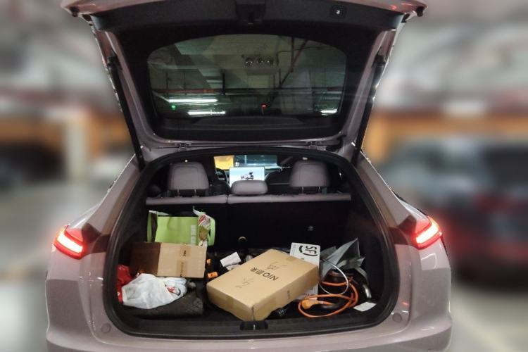 Used ONVO L60 2024 60 kWh All-Wheel Drive Trunk