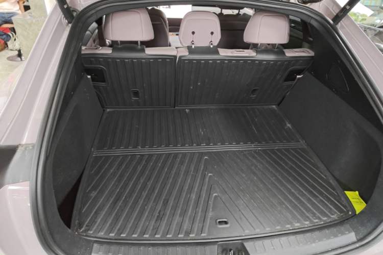 Used ONVO L60 2024 60 kWh Rear-Drive Version Trunk