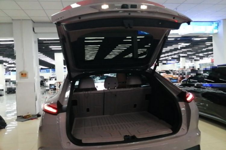 Used ONVO L60 2024 60 kWh Rear-Drive Version Trunk
