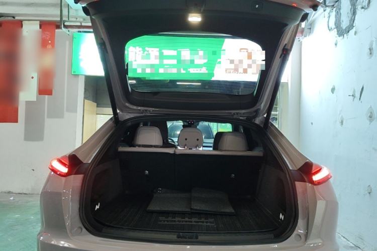 Used ONVO L60 2024 60 kWh Rear-Drive Version Trunk