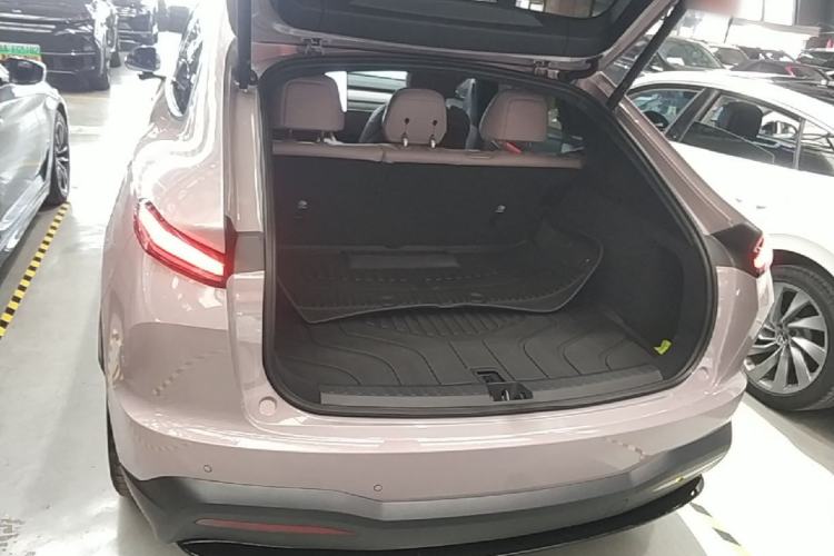 Used ONVO L60 2024 60 kWh Rear-Drive Version Trunk