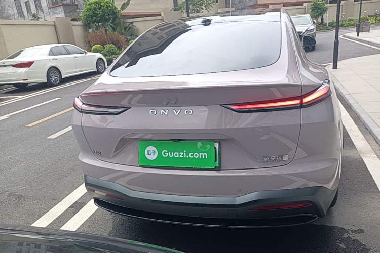 Used ONVO L60 2024 60 kWh Rear-Drive Version Rear