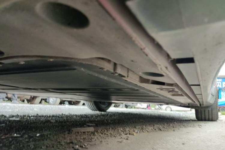 Used ONVO L60 2024 60 kWh All-Wheel Drive Chassis Front Left