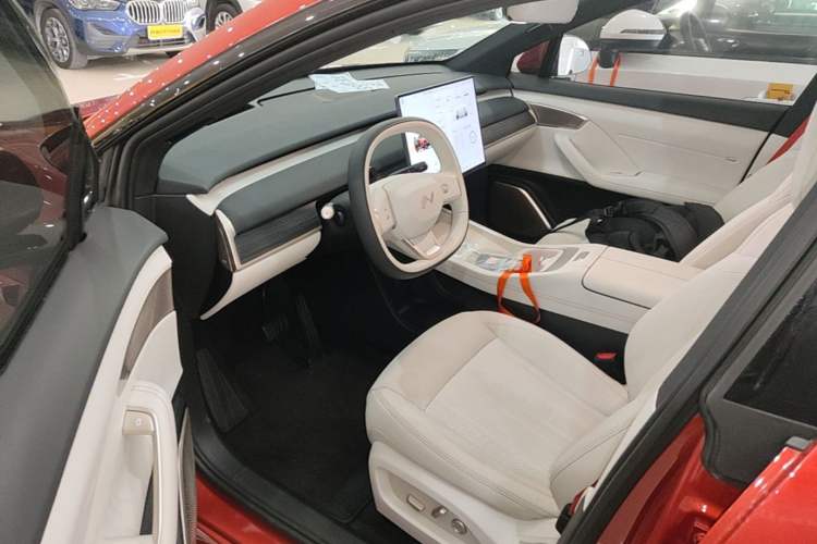 Used ONVO L60 2024 60 kWh Rear-Drive Version Driver Seat