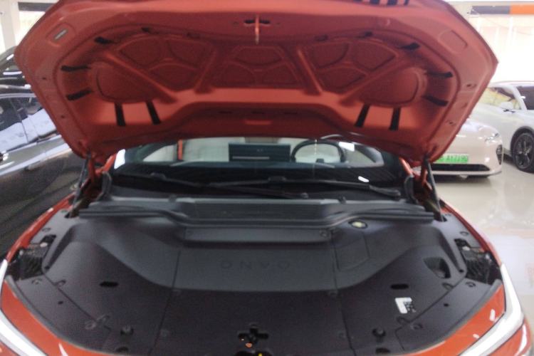 Used ONVO L60 2024 60 kWh Rear-Drive Version Engine Bay