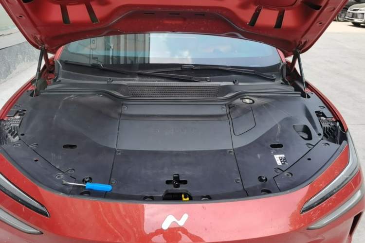 Used ONVO L60 2024 60 kWh Rear-Drive Version Engine Bay