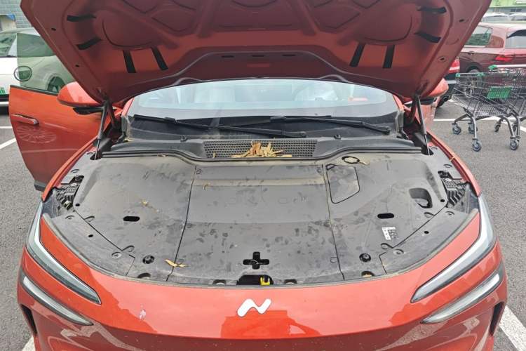 Used ONVO L60 2024 60 kWh Rear-Drive Version Engine Bay