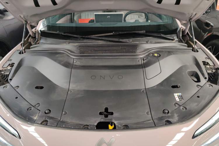 Used ONVO L60 2024 85 kWh Rear-Drive Version Engine Bay