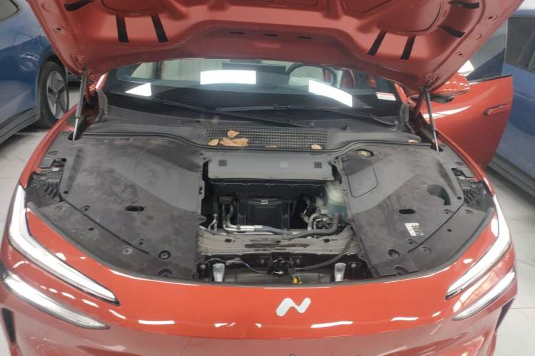 Used ONVO L60 2024 60 kWh Rear-Drive Version Engine Bay