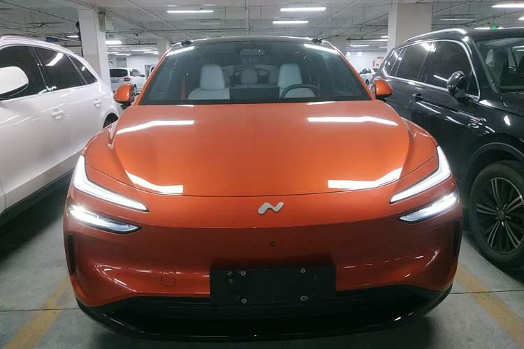 Used ONVO L60 2024 60 kWh Rear-Drive Version Exterior 1