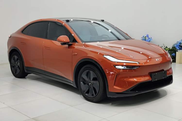 Used ONVO L60 2024 60 kWh Rear-Drive Version Exterior 2