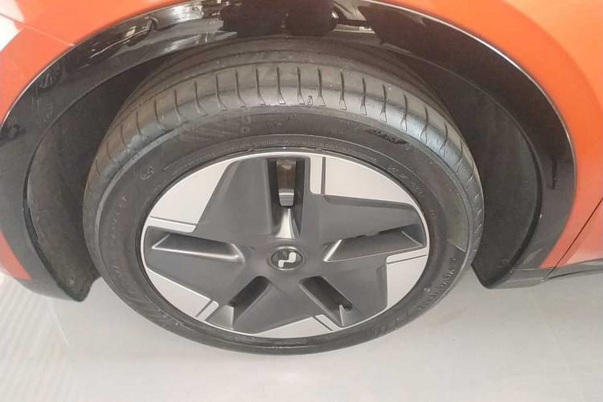 Used ONVO L60 2024 60 kWh Rear-Drive Version Exterior 7