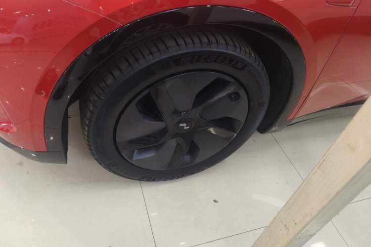 Used ONVO L60 2024 60 kWh Rear-Drive Version Exterior 7