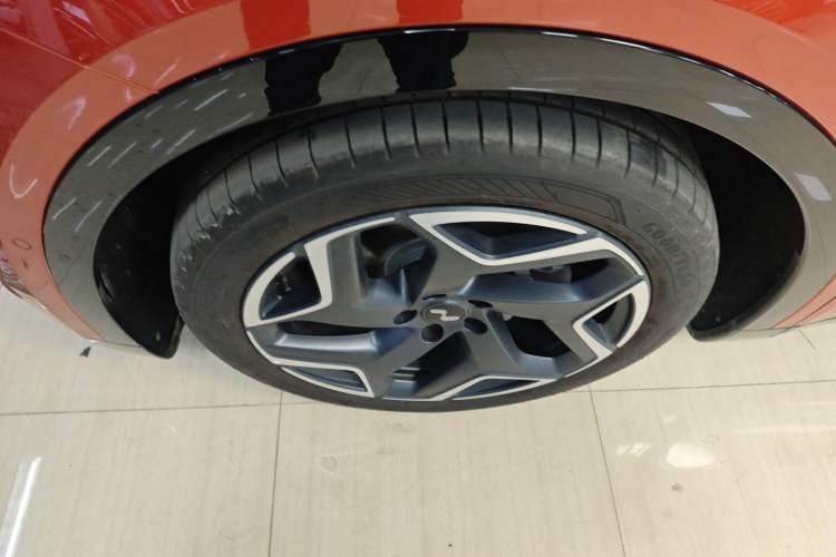 Used ONVO L60 2024 60 kWh Rear-Drive Version Exterior 7