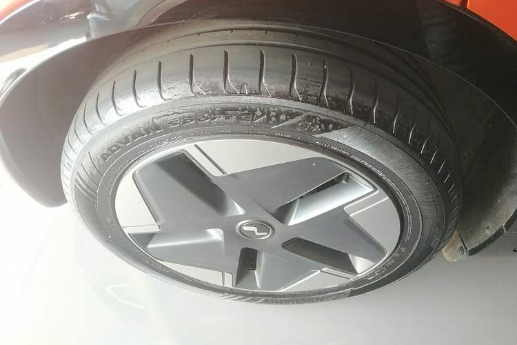 Used ONVO L60 2024 60 kWh Rear-Drive Version Exterior 8
