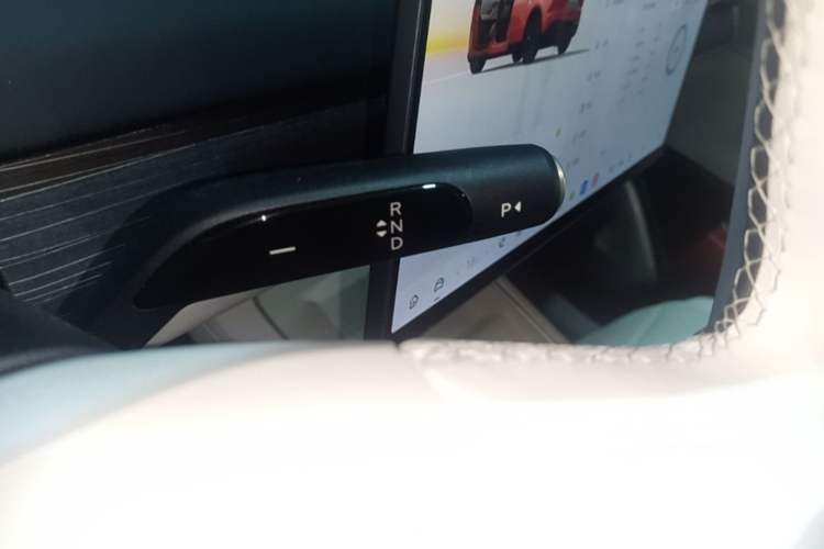 Used ONVO L60 2024 60 kWh Rear-Drive Version Gear Lever