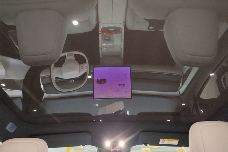 Used ONVO L60 2024 60 kWh Rear-Drive Version Headliner