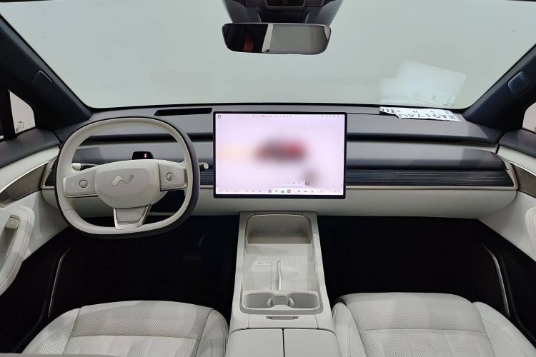 Used ONVO L60 2024 60 kWh Rear-Drive Version Interior 2