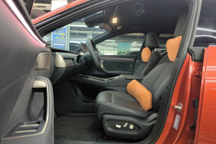 Used ONVO L60 2024 60 kWh Rear-Drive Version Interior 3