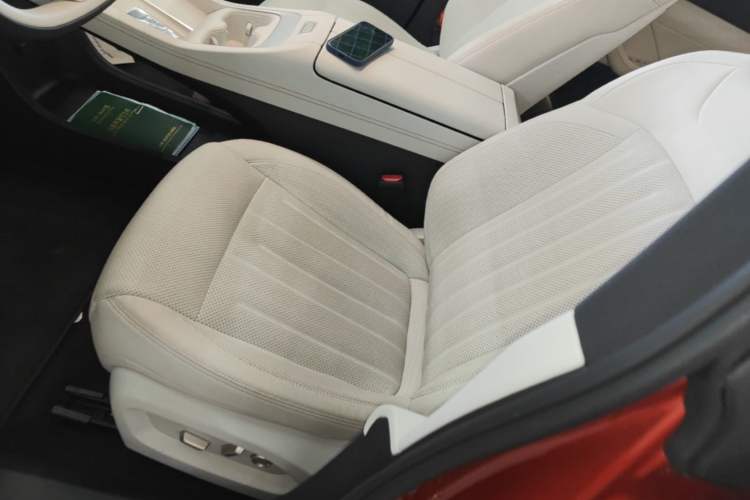 Used ONVO L60 2024 60 kWh Rear-Drive Version Left Front Seat
