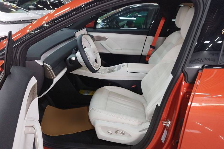 Used ONVO L60 2024 60 kWh Rear-Drive Version Left Front Seat