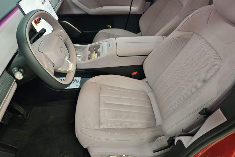 Used ONVO L60 2024 60 kWh Rear-Drive Version Left Front Seat