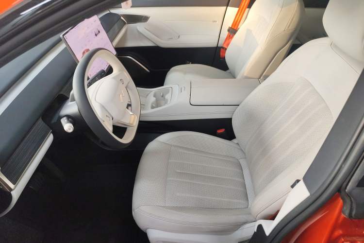 Used ONVO L60 2024 60 kWh Rear-Drive Version Left Front Seat