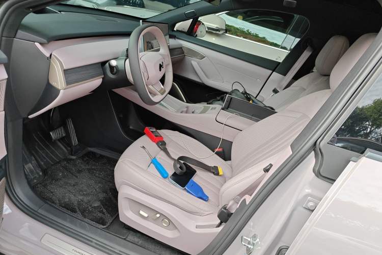 Used ONVO L60 2024 60 kWh Rear-Drive Version Left Front Seat