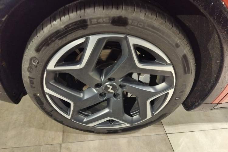Used ONVO L60 2024 60 kWh Rear-Drive Version Left Front Wheel Hub