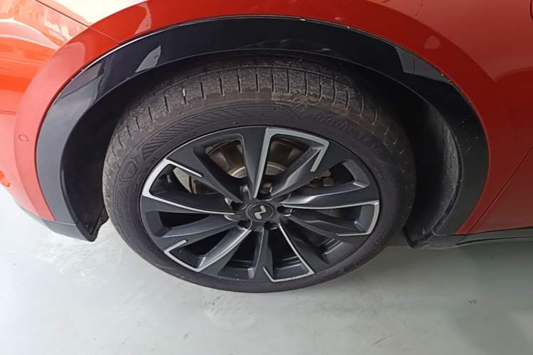 Used ONVO L60 2024 60 kWh All-Wheel Drive Left Front Wheel Hub